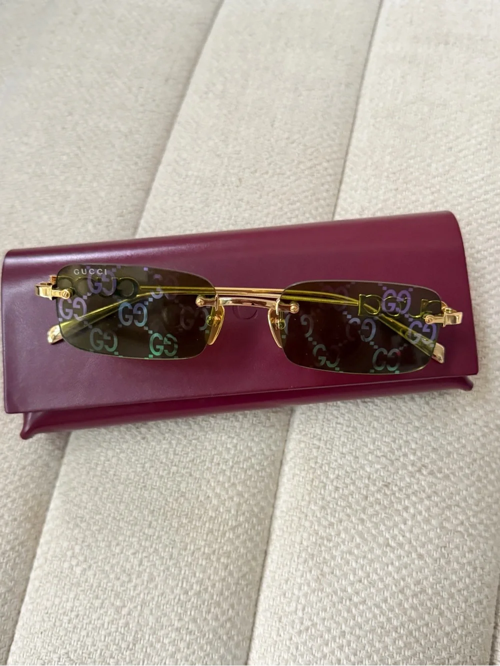 Gucci women’s Rimless Logo Sunglasses in Green